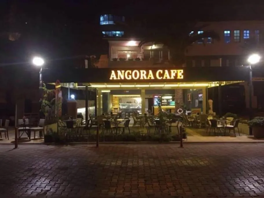 Angora Pansiyon Çeşme